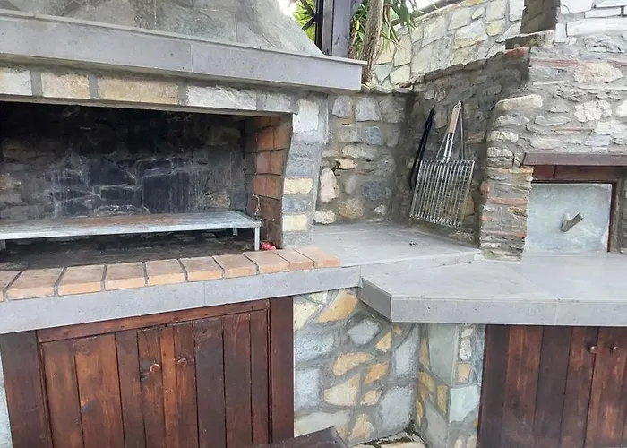 Dimitris' - 3 * 奥马斯帕纳吉亚斯